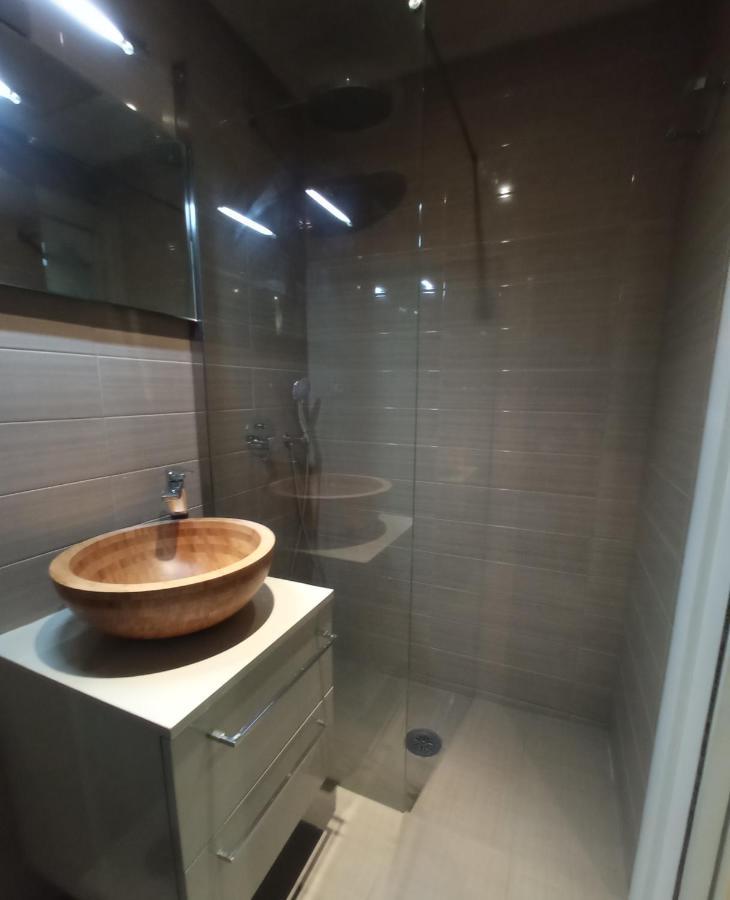C&E Suites Roma Ostia Buitenkant foto