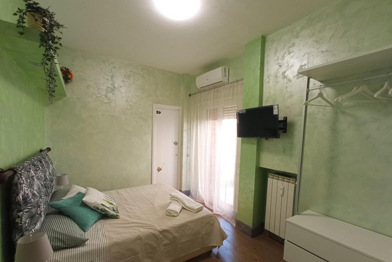 C&E Suites Roma Ostia Buitenkant foto